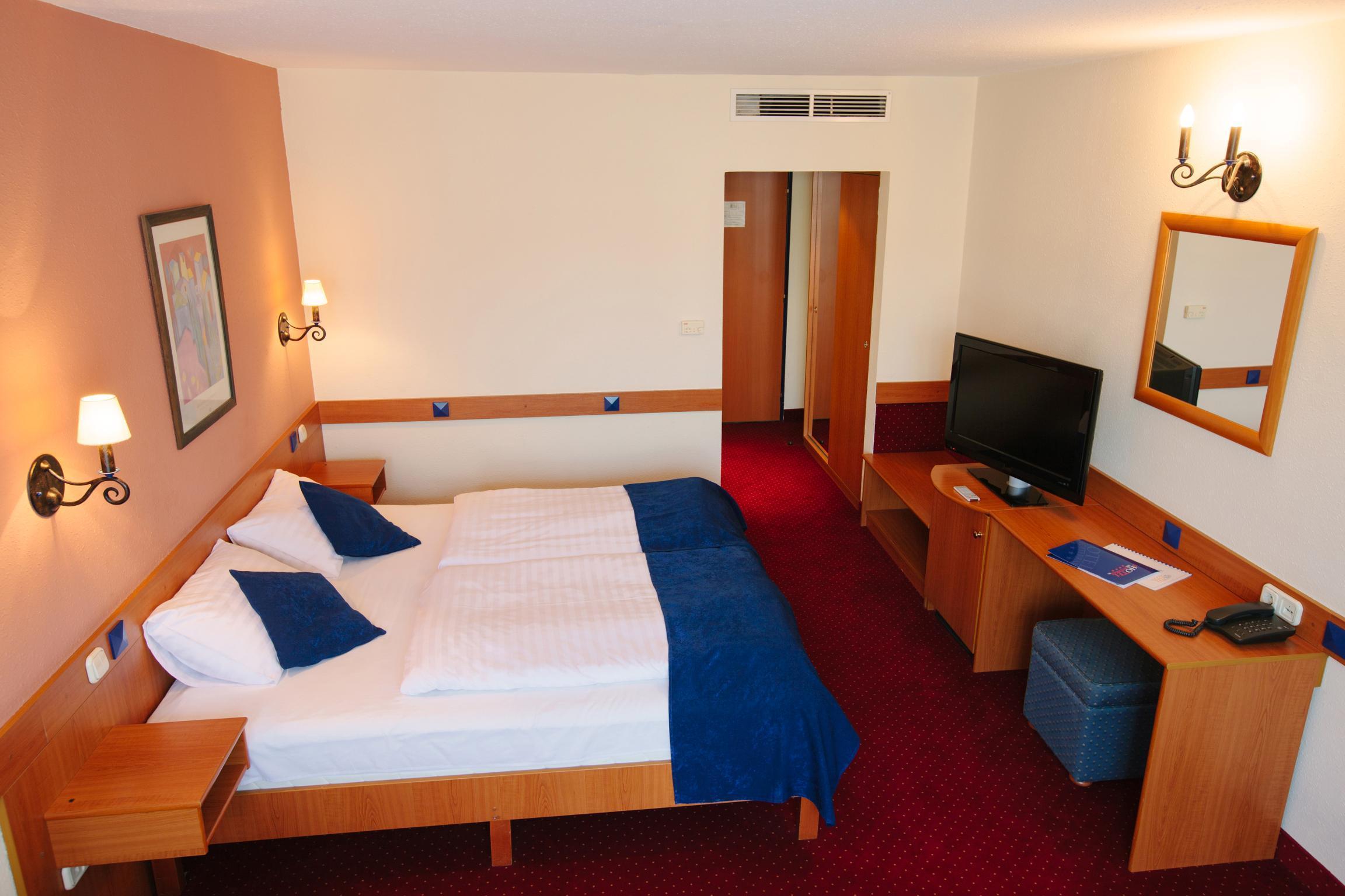 Hotel Mediterran Βουδαπέστη Εξωτερικό φωτογραφία