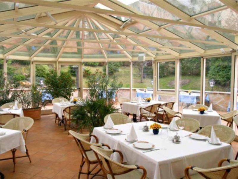 Hotel Mediterran Βουδαπέστη Εξωτερικό φωτογραφία